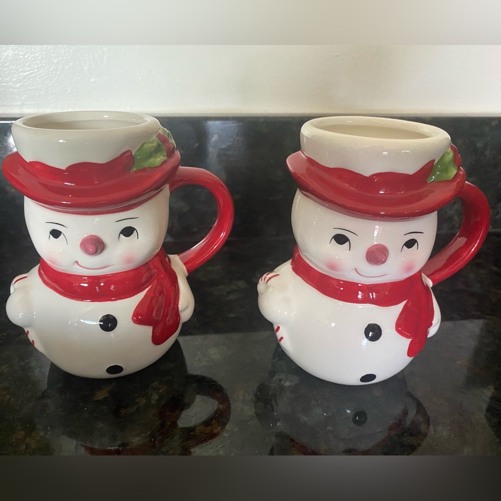 Pottery Barn Snowman Mug Set